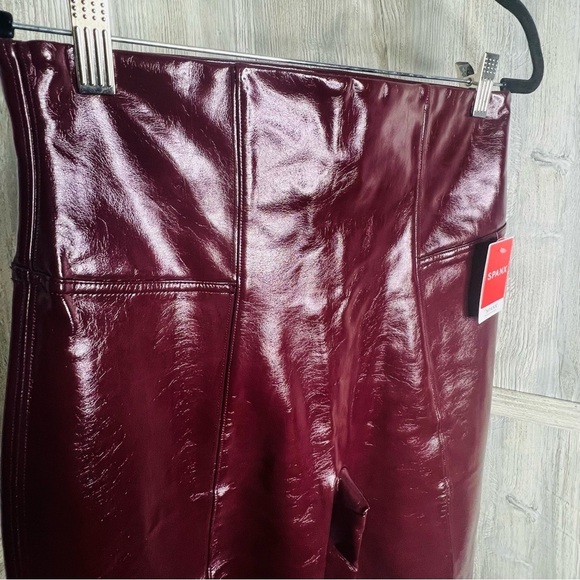 Spanx Ruby Faux Patent Leather Leggings - Picture 5 of 9